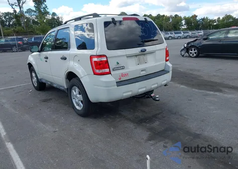 2012 Ford Escape Xlt z USA, uszkodzony, nr VIN 1FMCU0D73CKA11006